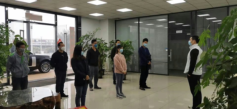 同心同行，共抗時艱！