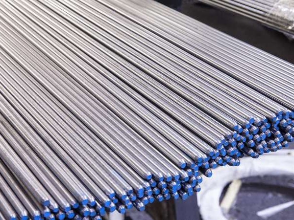 你還在糾結(jié)選擇哪家不銹鋼棒材生產(chǎn)廠家嗎？